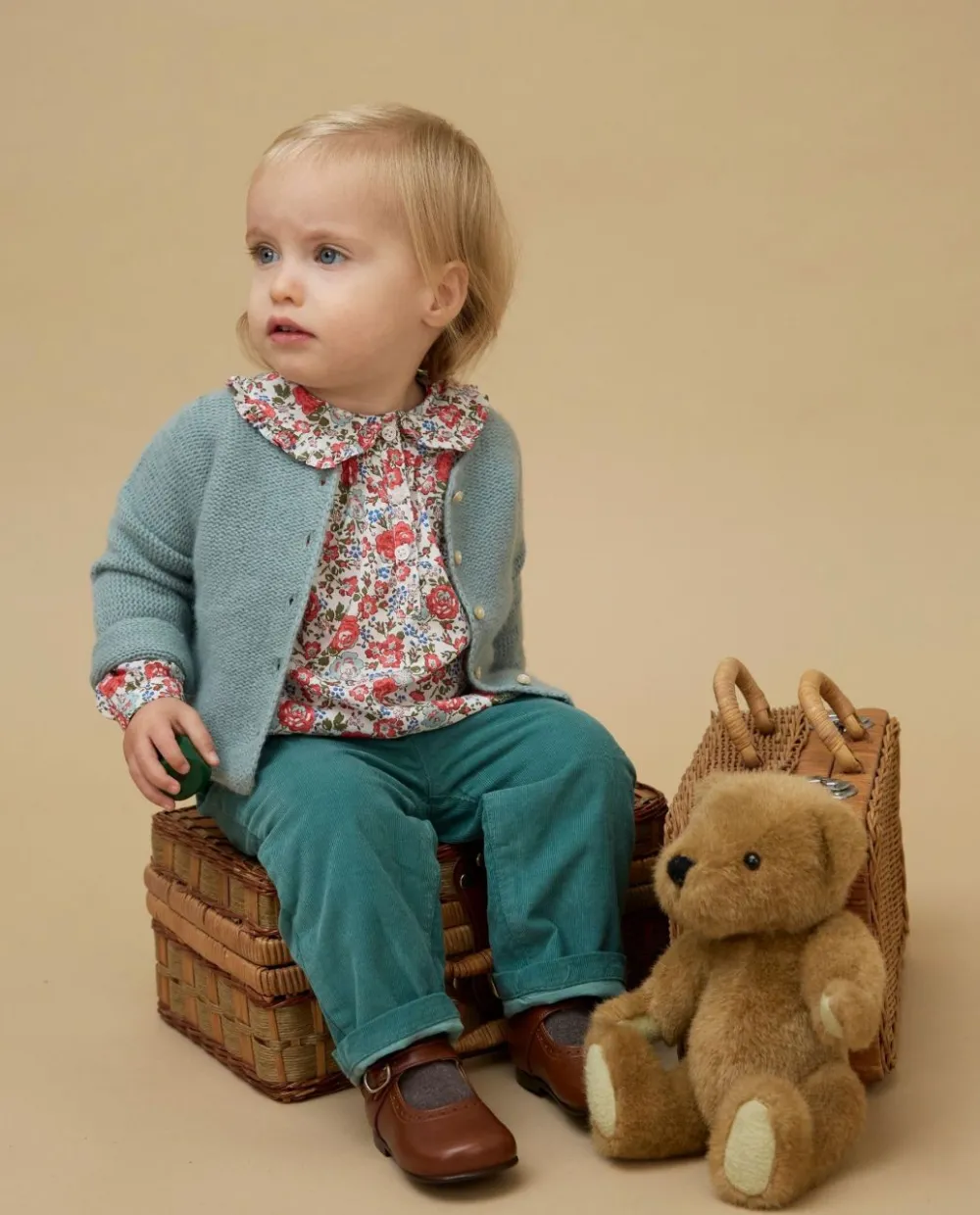 blouse_col_carr_en_tissu_liberty_felicite_4.webp Acanthe Blouse col carré en tissu Liberty Felicite LibertyFelicite Fashion