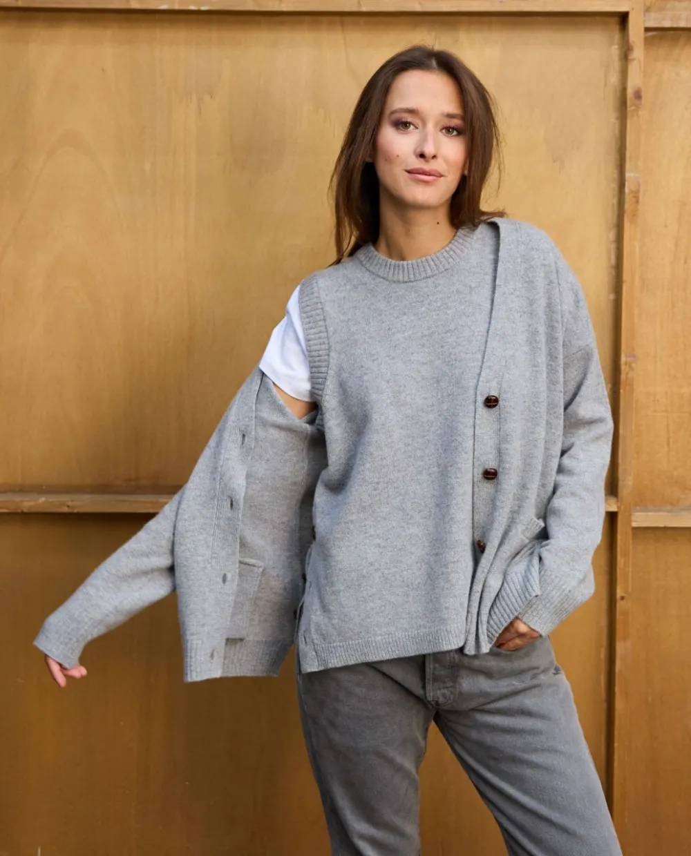 cardigan_loose_gris__lambswool_2.webp Acanthe Cardigan loose 100% lambswool Gris Outlet