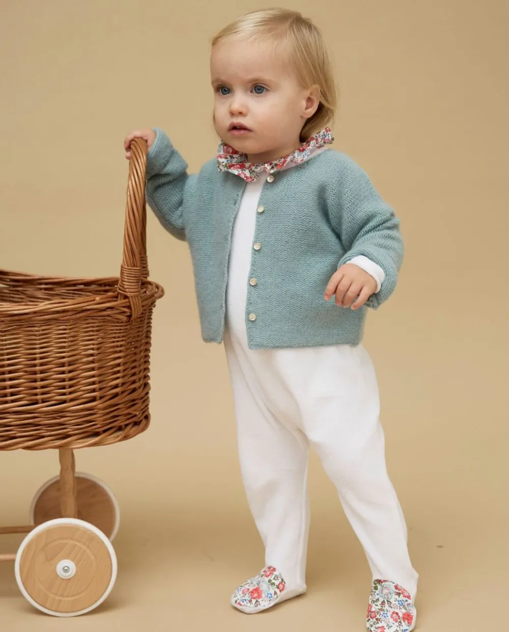 dors_bien_blanc_col_volant_en_tissu_liberty_felicite_3.webp Acanthe Dors bien blanc col volanté en tissu Liberty Felicite blanc/LibertyFelicite Cheap