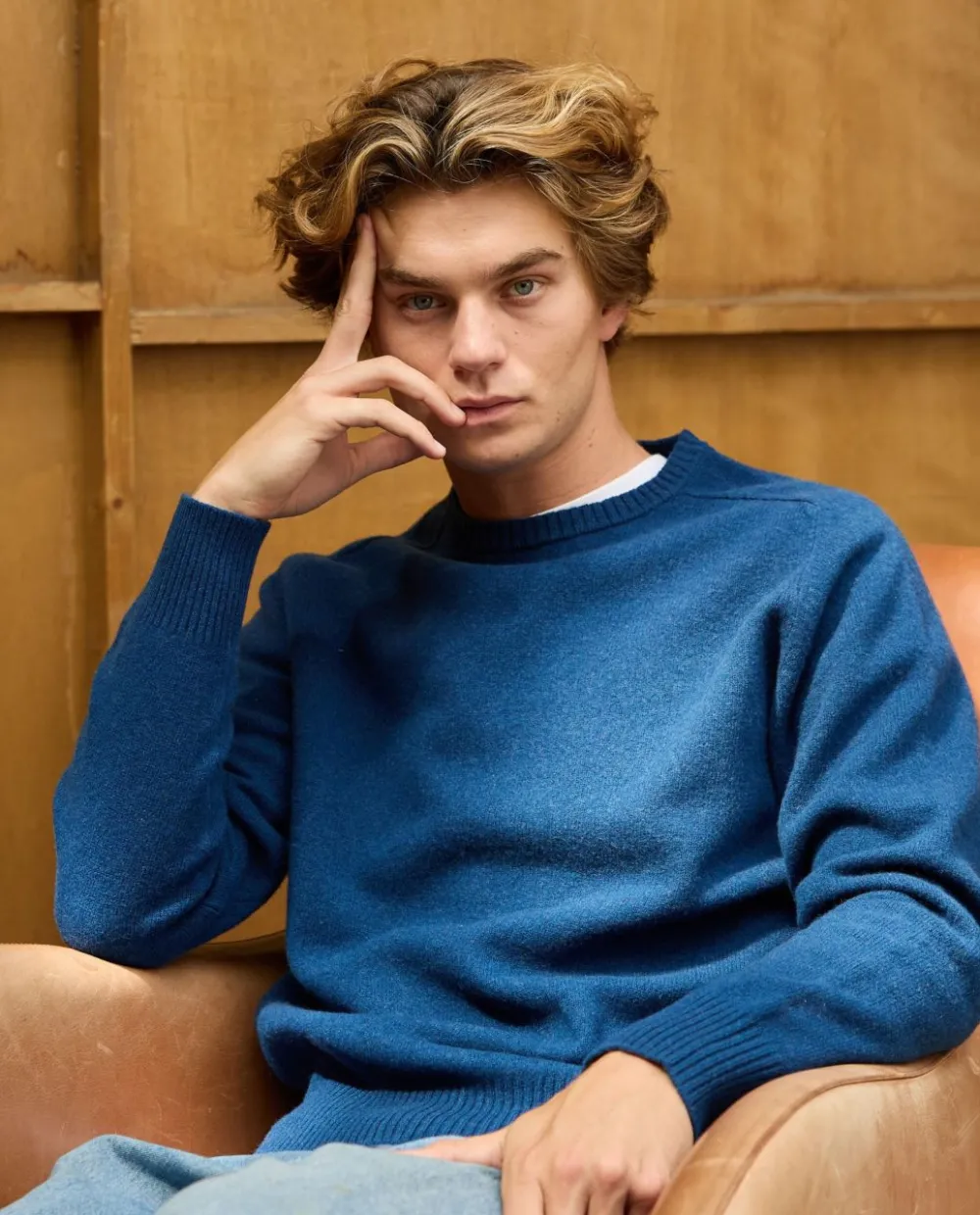 pull_col_rond_marine_clair__lambswool_2.webp Acanthe Pull col rond marine clair 100% lambswool marineclair Fashion