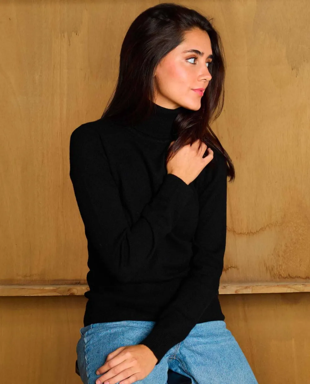 pull_col_roul_noir__cachemire_2.webp Acanthe Pull col roulé 100% cachemire Noir Online