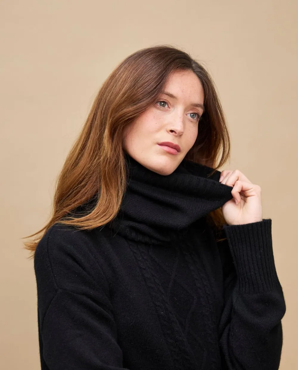 tube_noir__cachemire_2.webp Acanthe Tube 100% cachemire Noir Online